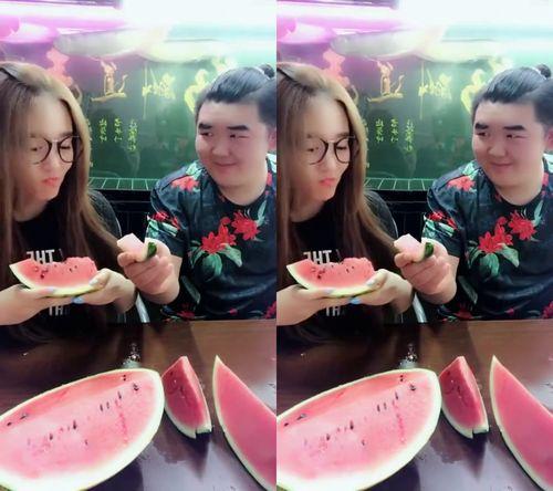 姐弟俩吃瓜赢钱,姐弟俩巧吃瓜赢钱，智慧与运气的完美结合