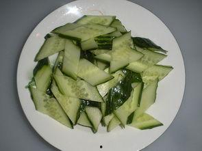西葫芦瓜咋做菜吃,家常美味新主张